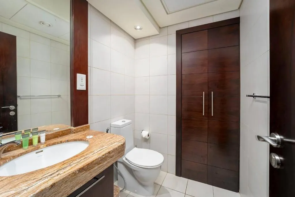 Apartment Elegance Above The Skyline Furnished 2-Br With Direct Burj Khalifa Panoramas By Petals Holiday Homes Dubai